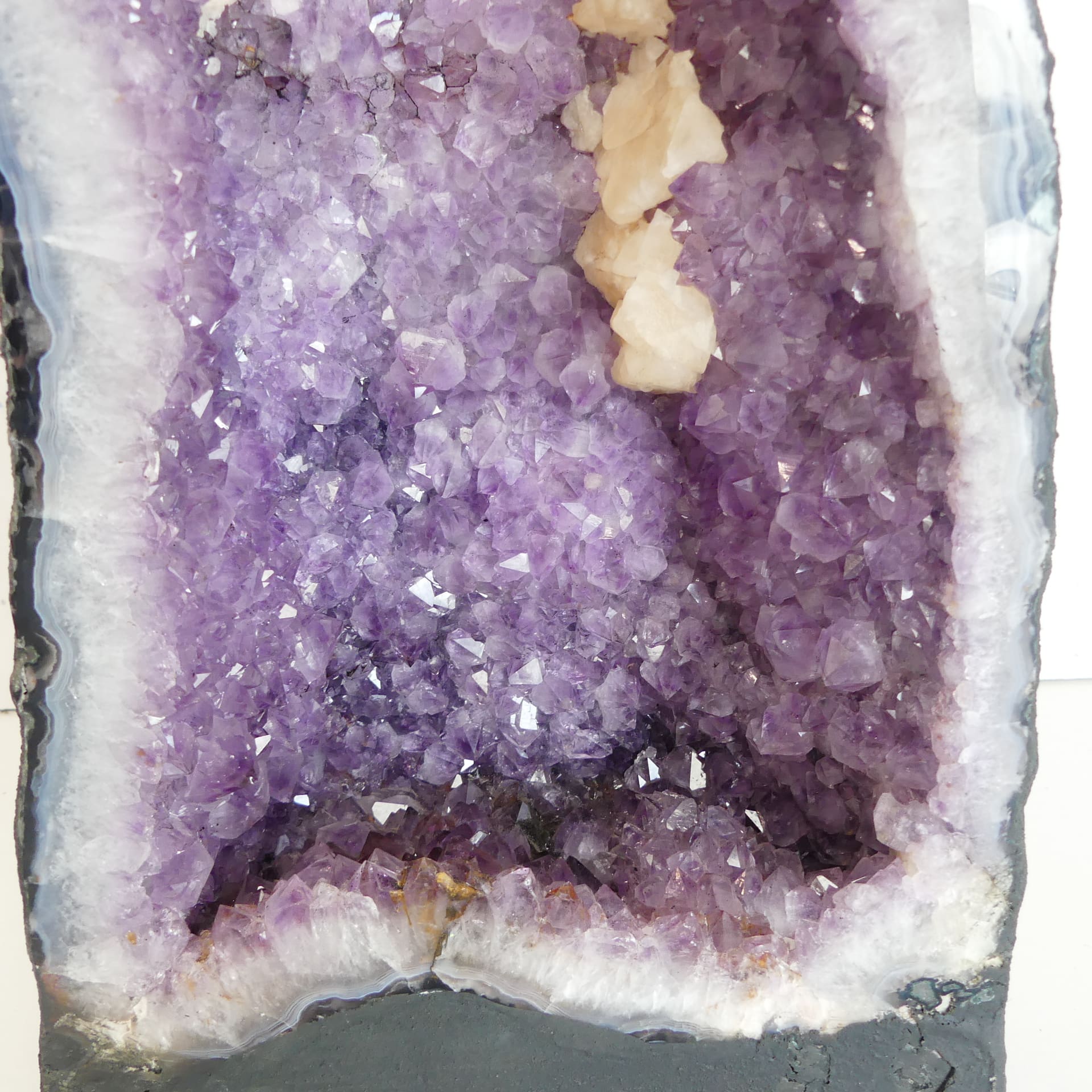 Amethyst Geode - Image 5